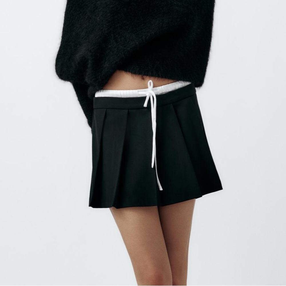 Zara Skort (skirt in the front, shorts in the back) brand new with tag